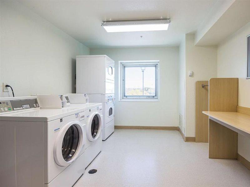 Motel 6-Whitby, On - Toronto East Kültér fotó